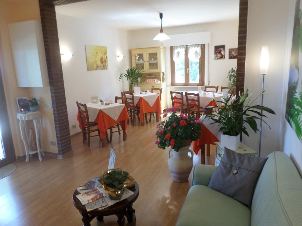 Bed And Breakfast " Il Tesoro Di Mario " Falconara Marittima Exterior photo